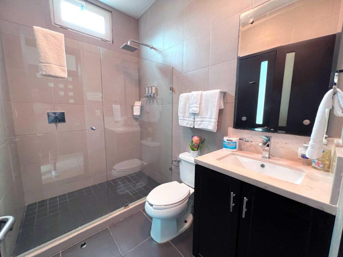 Cardenas Suites Пуерто Валярта Екстериор снимка